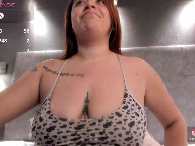 Valerie-Saenz webcam