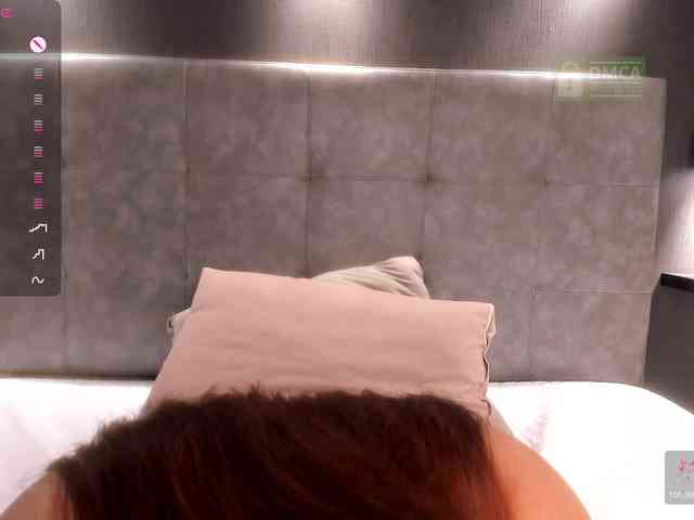 Valerie-Saenz webcam