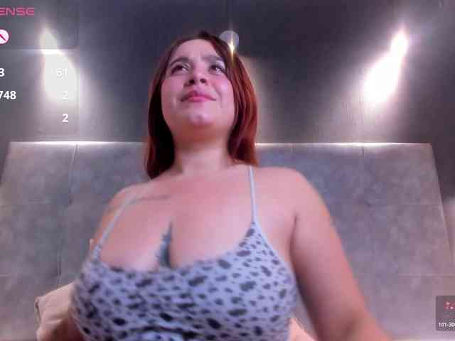 Valerie-Saenz webcam