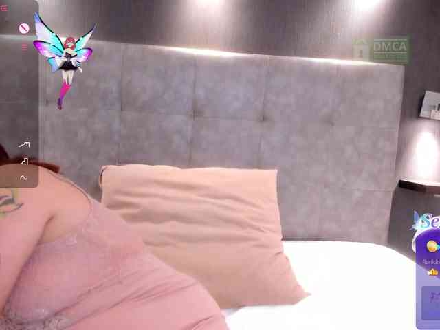Valerie-Saenz webcam
