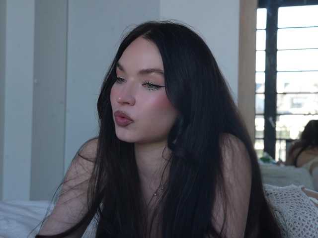 Merrimarina's BongaCams show and profile