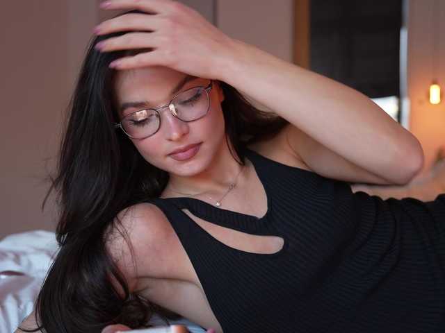 blackvelveet live cam preview