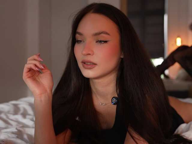 blackvelveet live cam preview