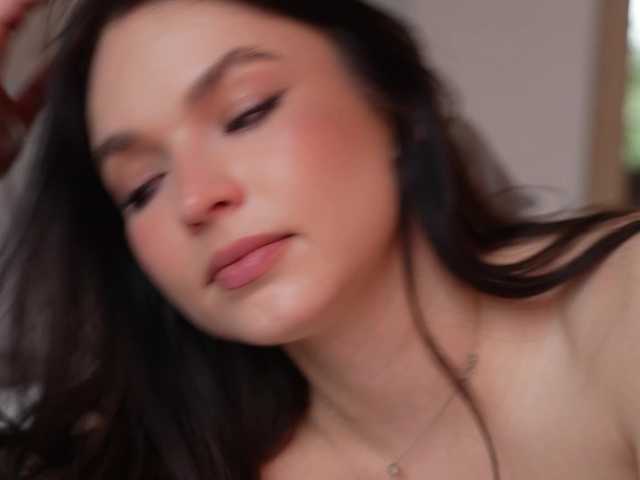 blackvelveet live cam