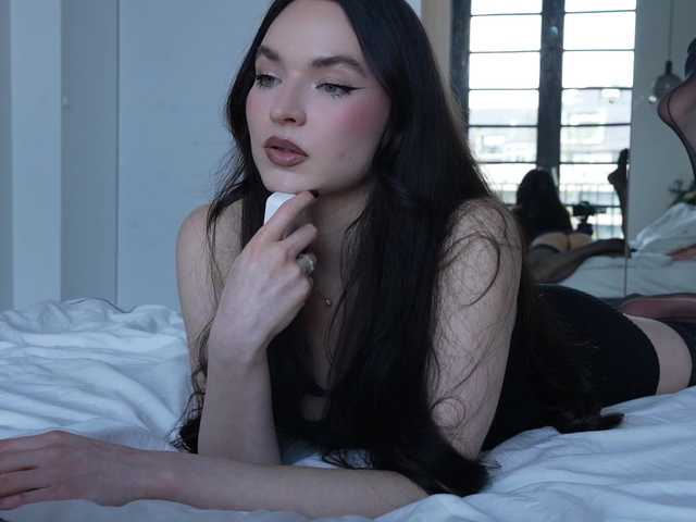 Merrimarina's BongaCams show and profile