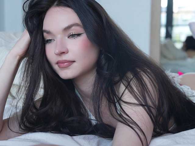 Merrimarina's BongaCams show and profile