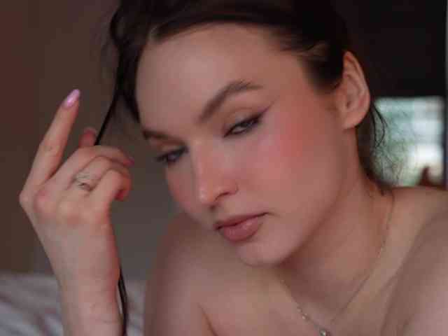 blackvelveet webcam