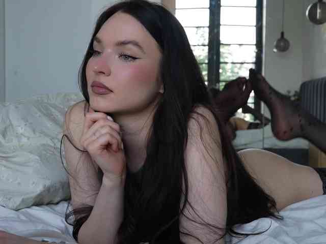 blackvelveet webcam