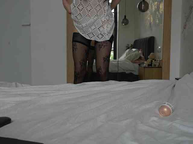 blackvelveet webcam