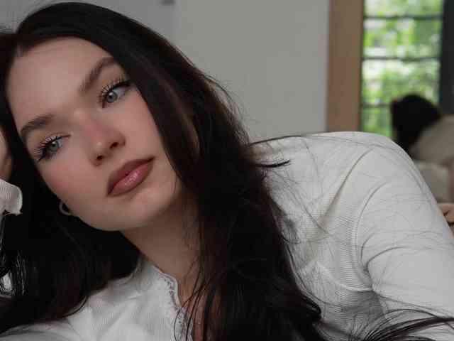 blackvelveet webcam
