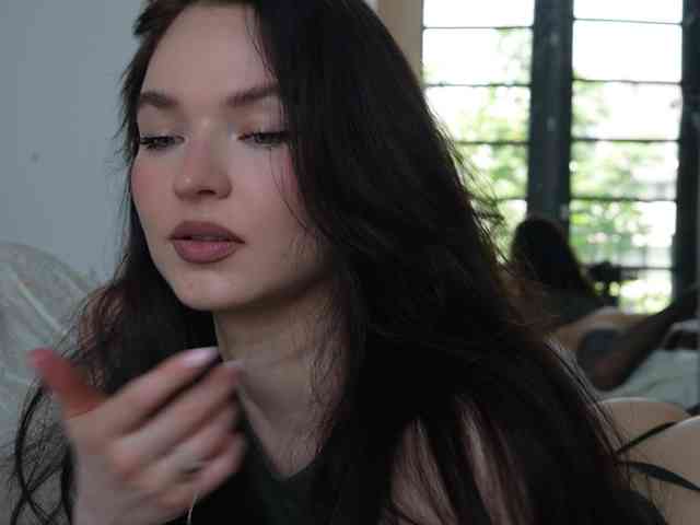 blackvelveet webcam