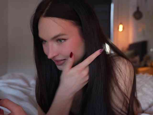 blackvelveet webcam