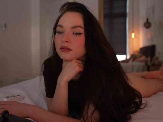 blackvelveet webcam