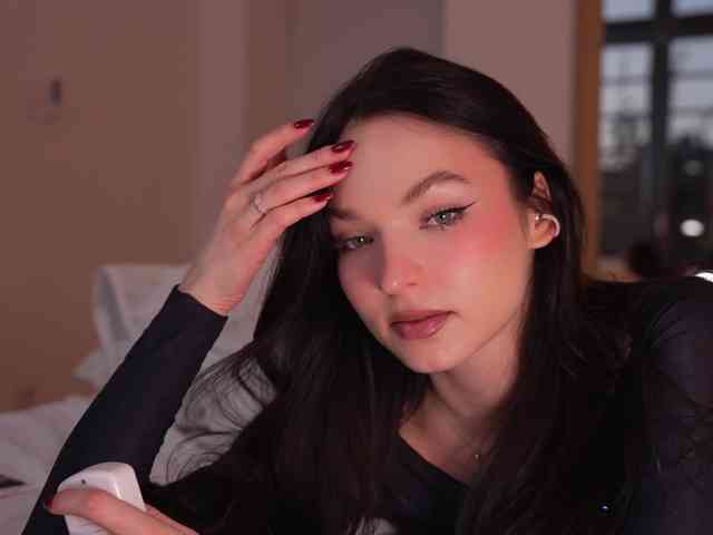 blackvelveet webcam