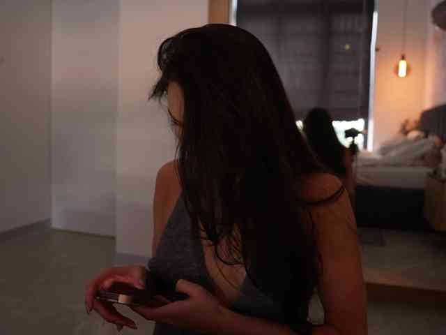 blackvelveet webcam
