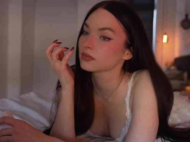 blackvelveet webcam