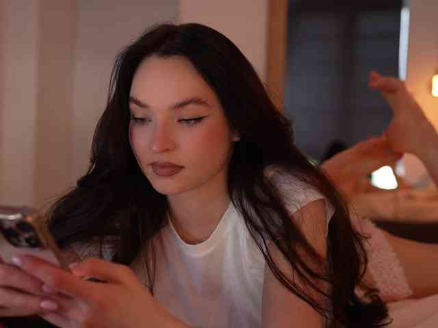 blackvelveet webcam