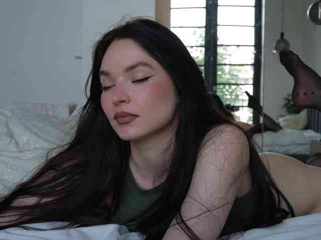 blackvelveet webcam