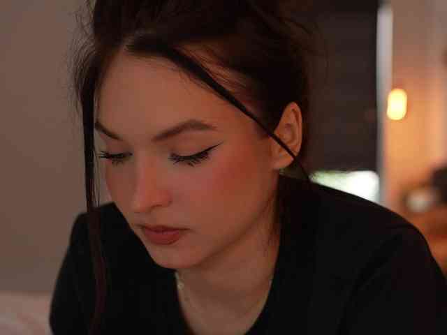 blackvelveet webcam