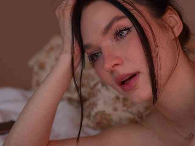 blackvelveet webcam