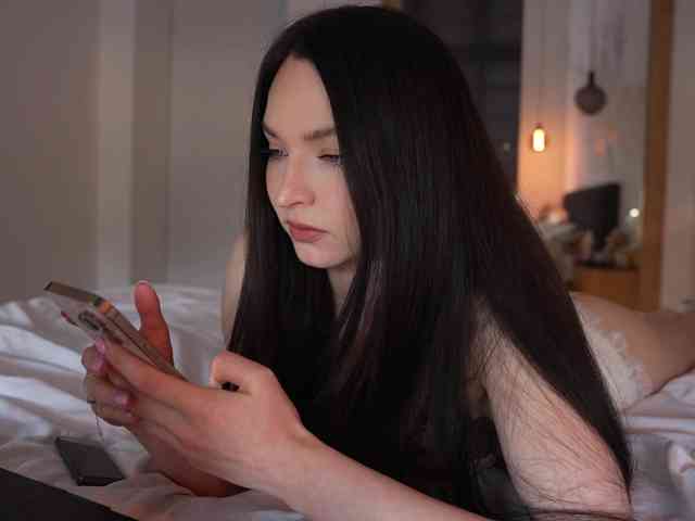 blackvelveet webcam
