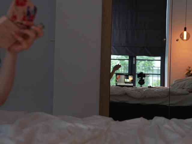 blackvelveet webcam