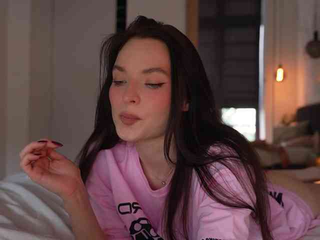 blackvelveet webcam
