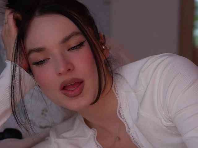 blackvelveet webcam