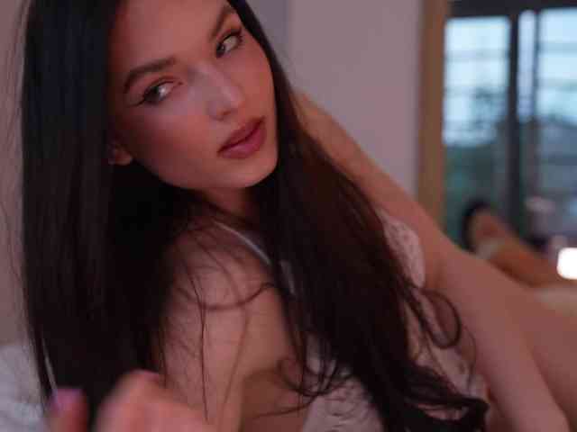 blackvelveet webcam