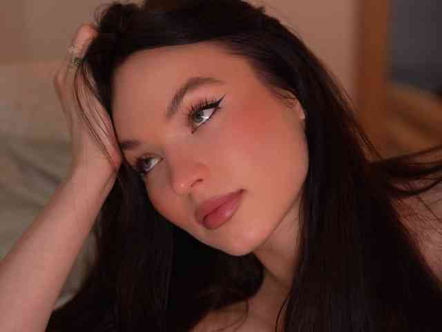 blackvelveet webcam