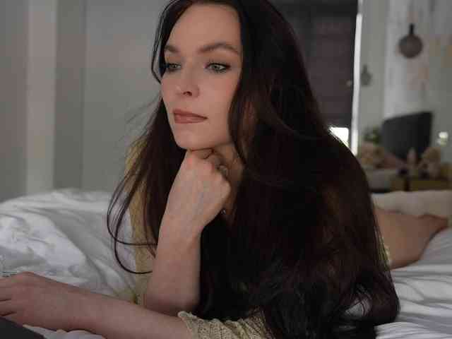 blackvelveet webcam
