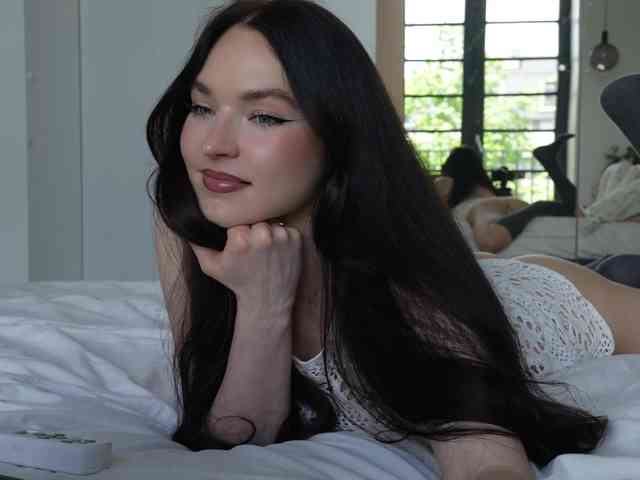blackvelveet webcam