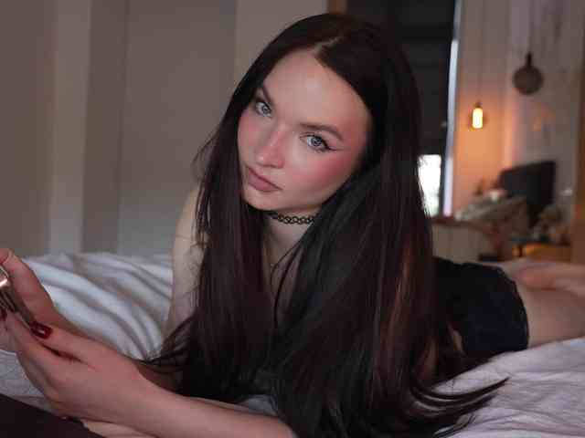 blackvelveet webcam
