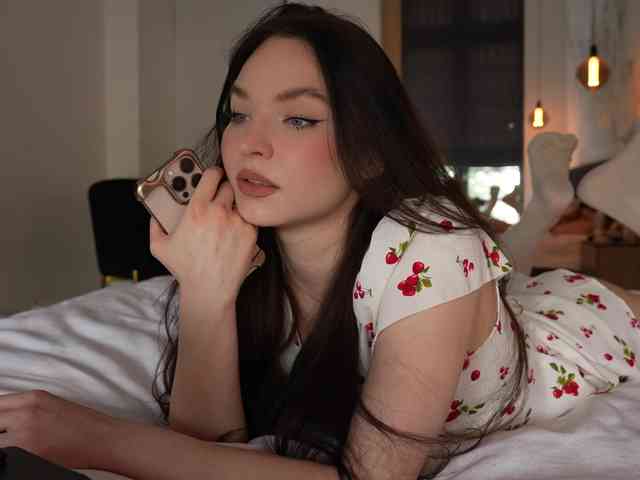 blackvelveet webcam