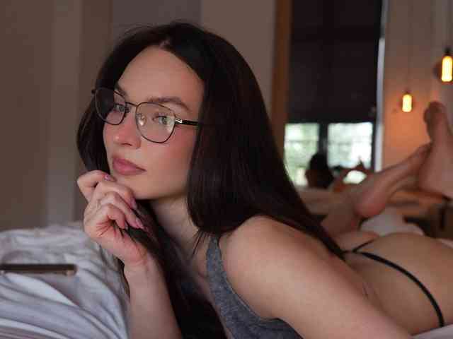 Model: blackvelveet