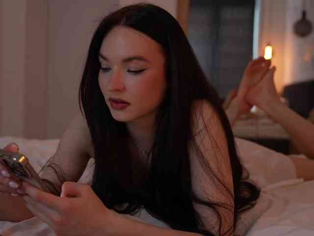 blackvelveet webcam