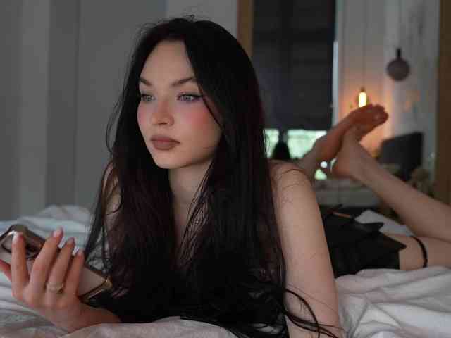 blackvelveet webcam