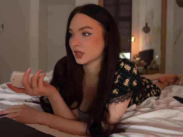 blackvelveet webcam