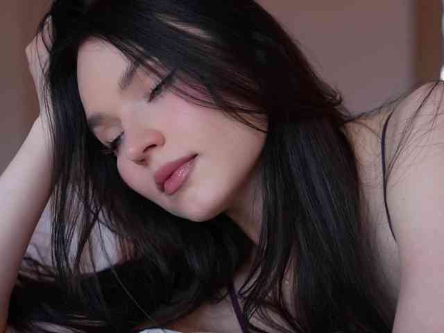 blackvelveet webcam