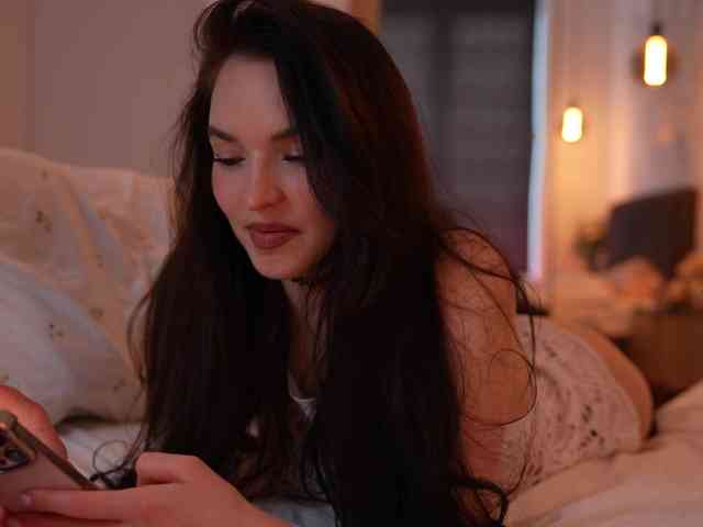 blackvelveet webcam