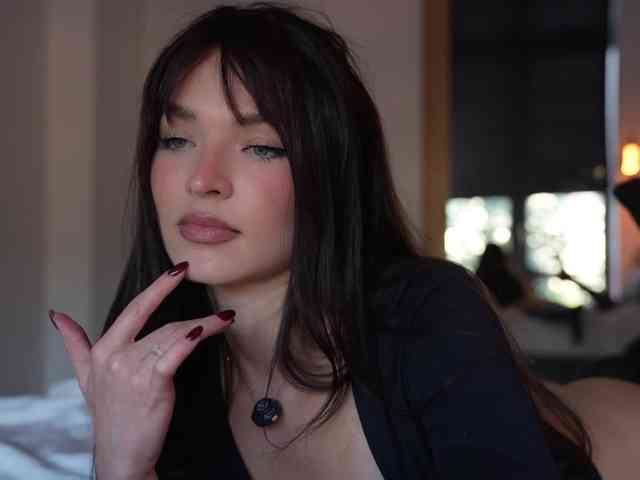 blackvelveet webcam
