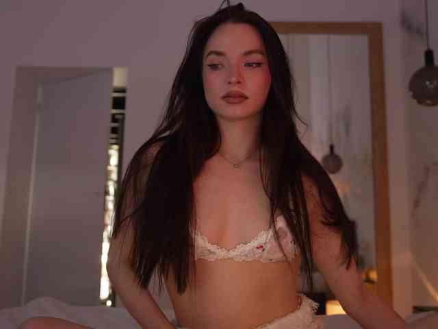 blackvelveet webcam