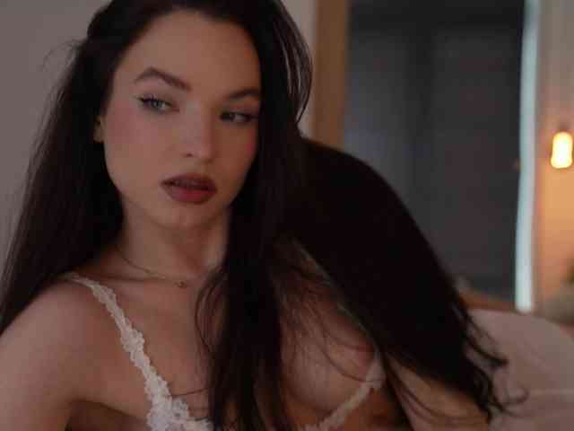 blackvelveet webcam