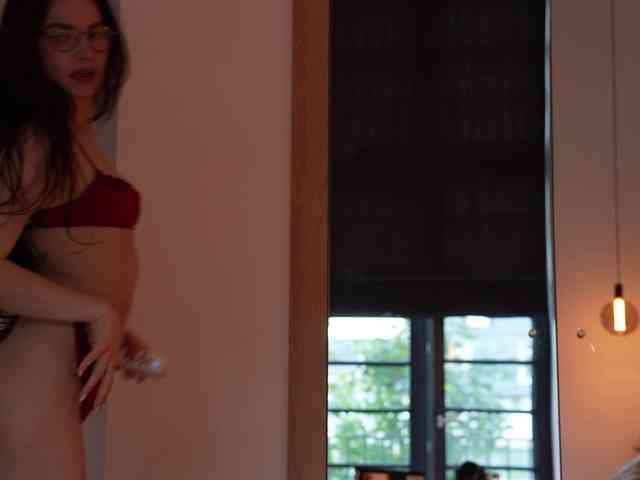 blackvelveet webcam