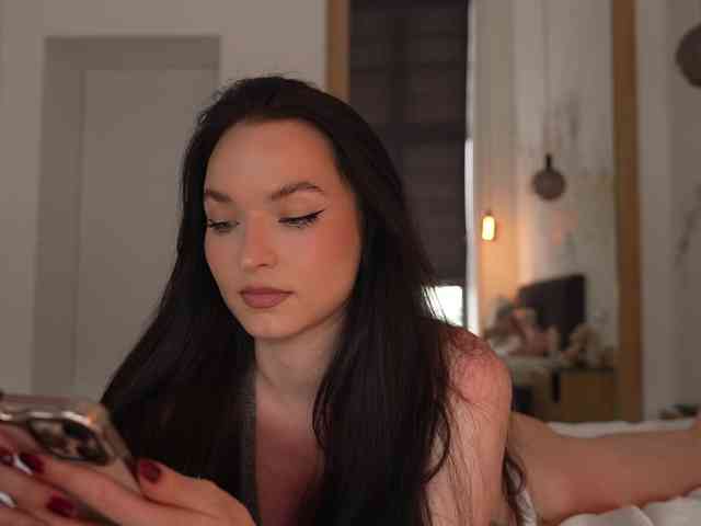 blackvelveet webcam