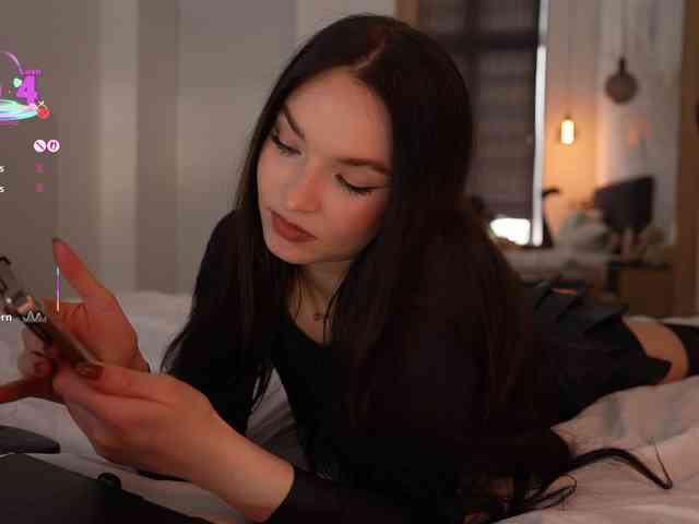 blackvelveet webcam