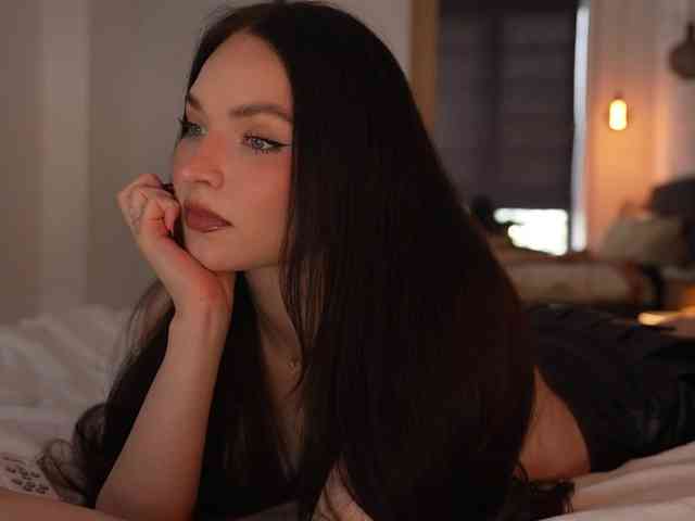 blackvelveet webcam