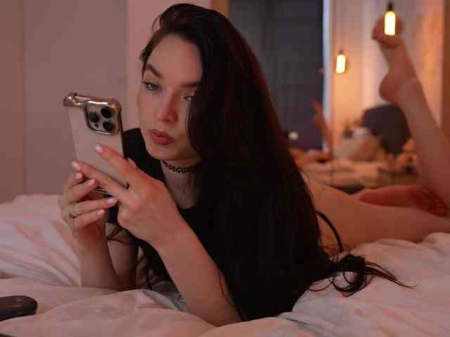 Merrimarina Live Webcam on BongaCams