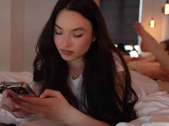 blackvelveet webcam