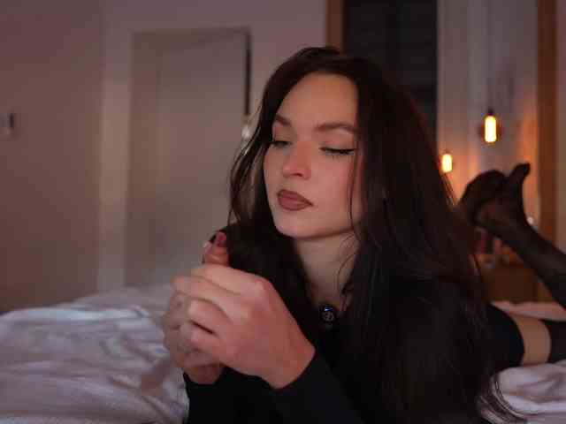 blackvelveet webcam